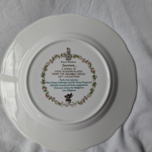 Royal Doulton England Brambly Hedge Summer Salad Bone China Plate - Picture 5 of 7